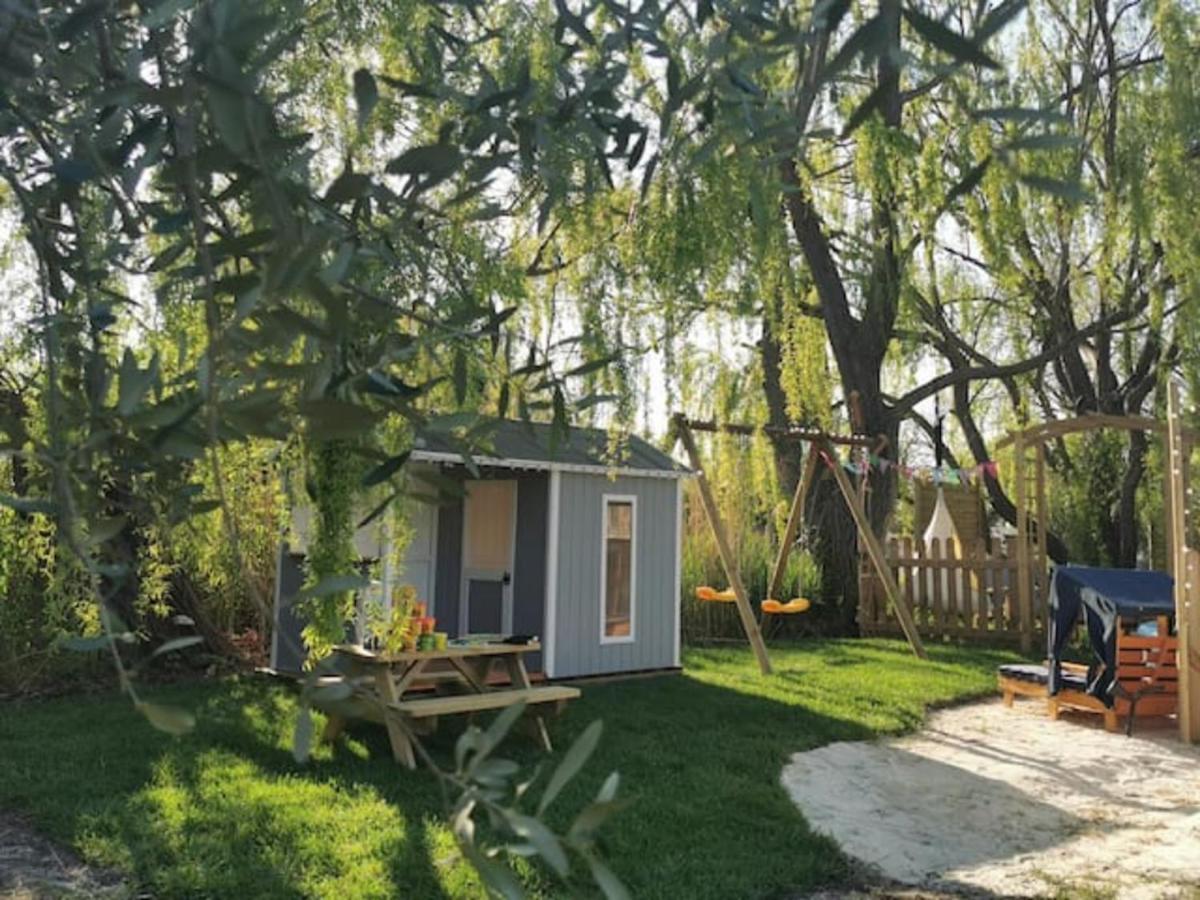 Mas De Ferigoulet -"La Rose Des Vents"& Univers Enfants "Lou Pitchoun" Orgon Exterior photo